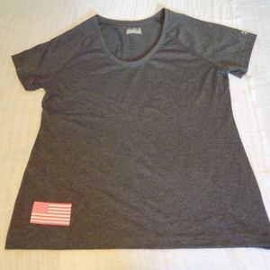Under Armour Grey Semifitted Women's XLG Top #1016